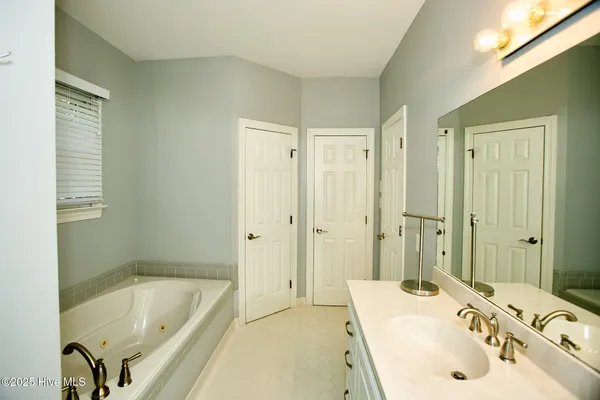 $499,000 | 4800 Burning Tree Lane North, Wilson, NC 27896