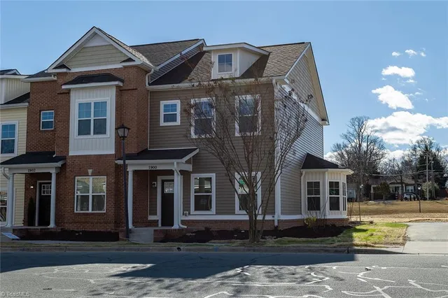 $284,900 | 1900 Everitt Street, Greensboro, NC 27401