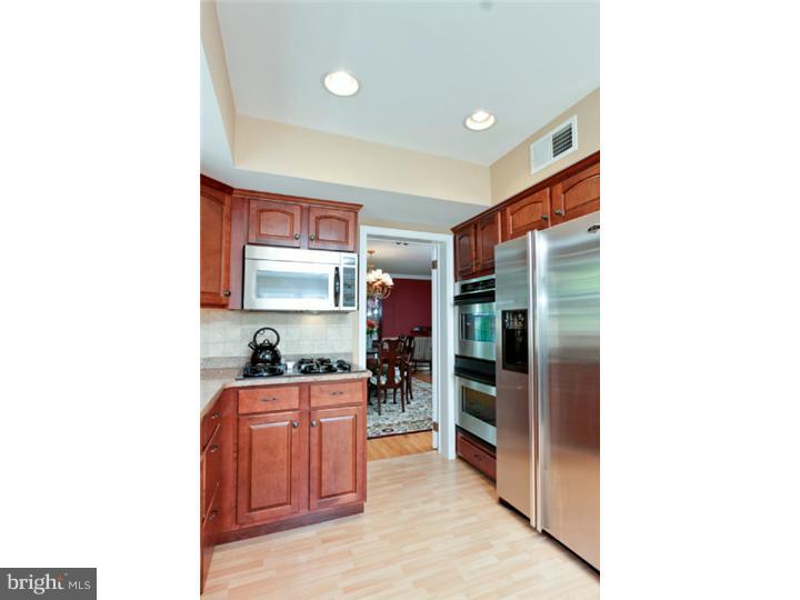 240 Country Gate Road Wayne, PA 19087 - Photo 11 of 24 Kitchen