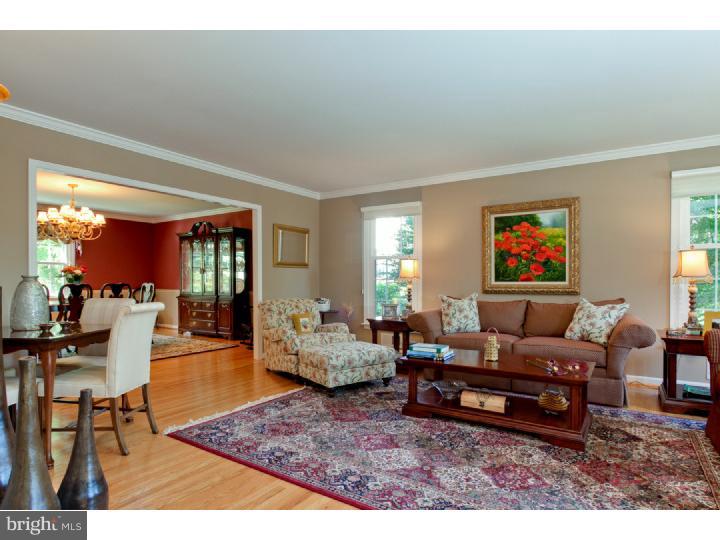 240 Country Gate Road Wayne, PA 19087 - Photo 8 of 24 Living Room