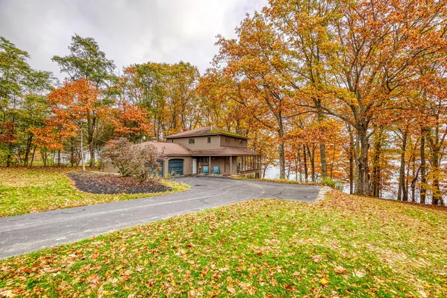 $760,000 | 50 7th Fire Road, China, ME 04358