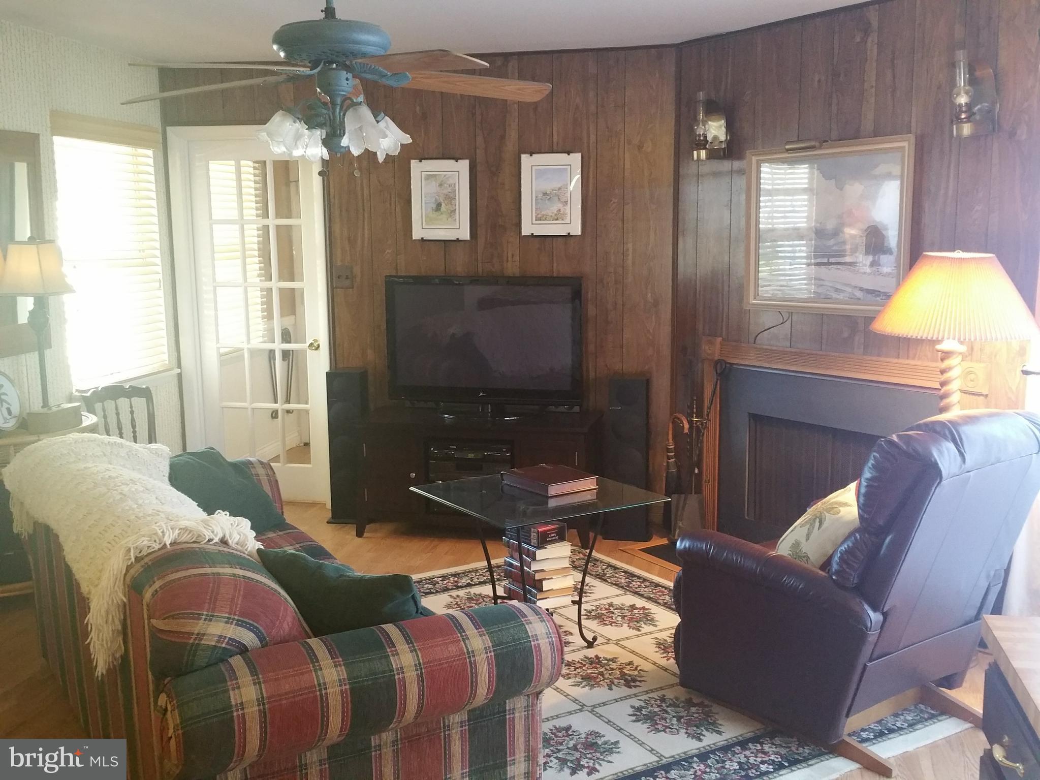 219 Lopax Road Harrisburg, PA 17112 - Photo 7 of 22 Gallery Image 7