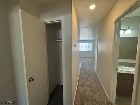 $899 | 4360 Twin View Circle, Unit 4, Las Vegas, NV 89121