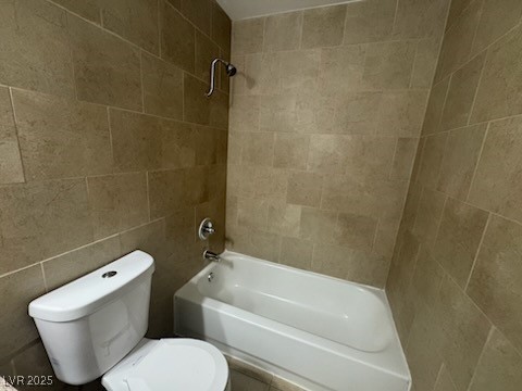 4360 Twin View Circle, Unit 4 Las Vegas, NV 89121 - Photo 7 of 17 Full bath with shower / washtub combination and tile walls