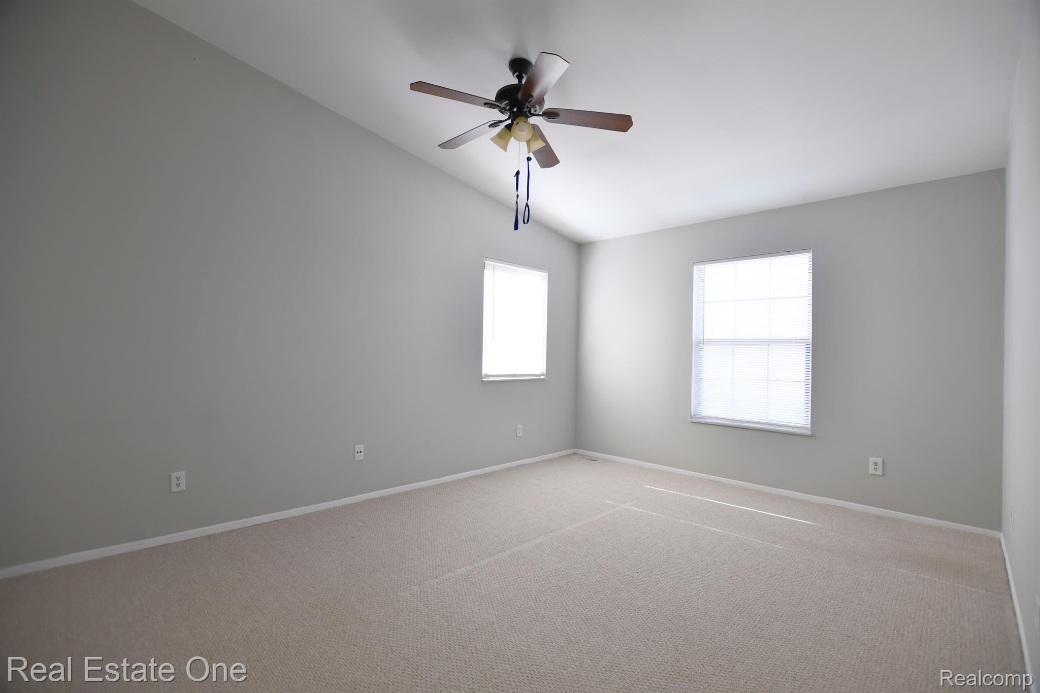 22122 Edgewater Novi, MI 48375 - Photo 11 of 34 Gallery Image 11