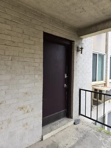 $1,050 | 550 Harding Place, Unit E113, Nashville, TN 37211