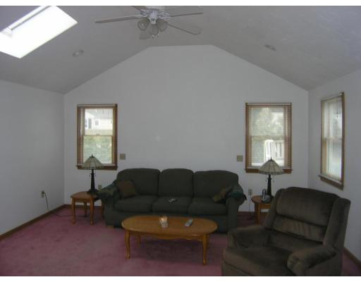 34 Carroll Road Woburn, MA 01801 - Photo 7 of 16