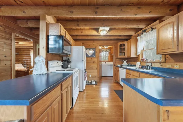 $649,999 | 7071 Highway 8, Butler, IN 46721