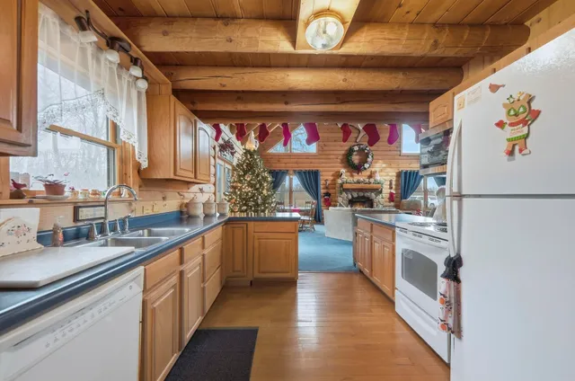 $649,999 | 7071 Highway 8, Butler, IN 46721