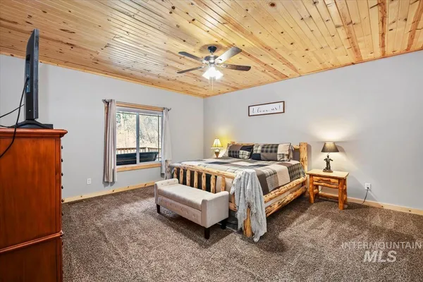 $1,100,000 | 28 Elk Run Drive, Garden Valley, ID 83622