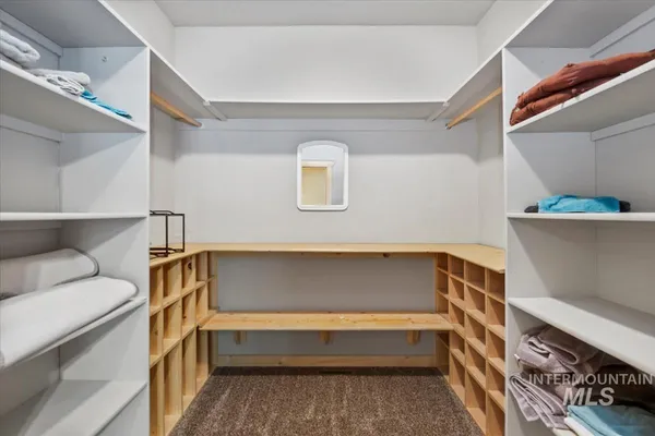 $1,100,000 | 28 Elk Run Drive, Garden Valley, ID 83622