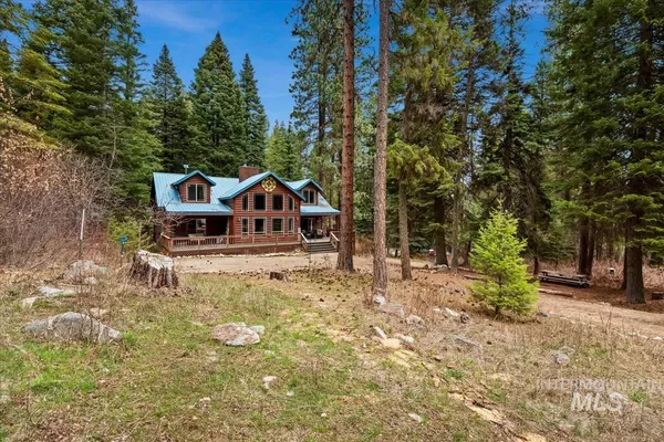 $1,100,000 | 28 Elk Run Drive, Garden Valley, ID 83622