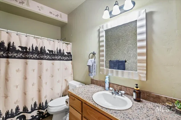 $1,100,000 | 28 Elk Run Drive, Garden Valley, ID 83622