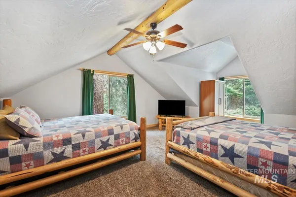 $1,100,000 | 28 Elk Run Drive, Garden Valley, ID 83622