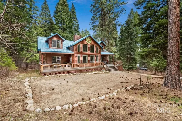 $1,100,000 | 28 Elk Run Drive, Garden Valley, ID 83622