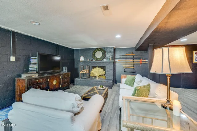 $449,990 | 2040 Warrensburg Road, Greeneville, TN 37743