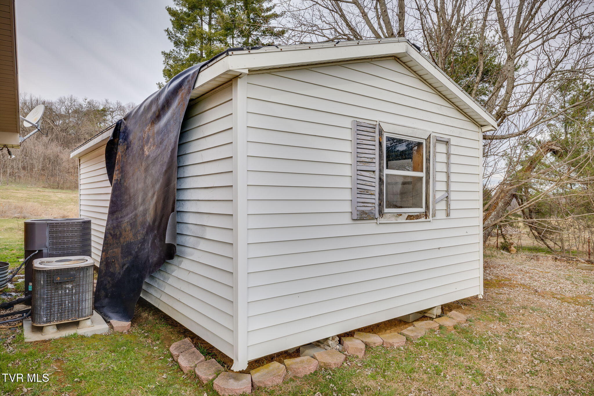 2040 Warrensburg Road Greeneville, TN 37743 - Photo 41 of 49 040