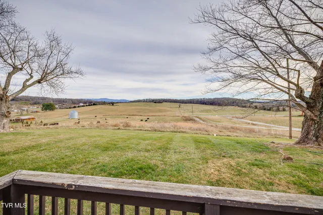 $449,990 | 2040 Warrensburg Road, Greeneville, TN 37743