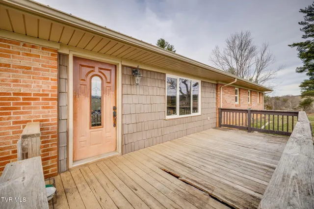 $449,990 | 2040 Warrensburg Road, Greeneville, TN 37743