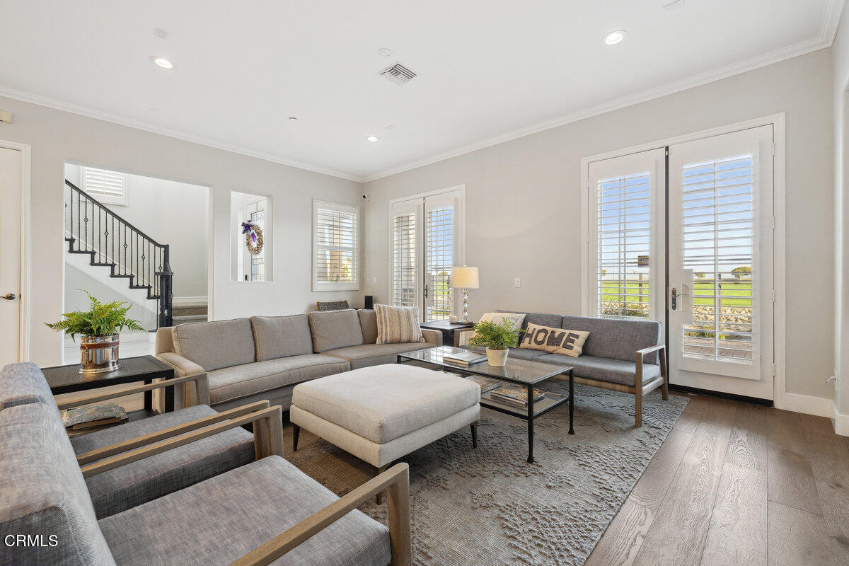 4111 Adriatic Street Oxnard, CA 93035 - Photo 8 of 42 020_cjp_0395_488