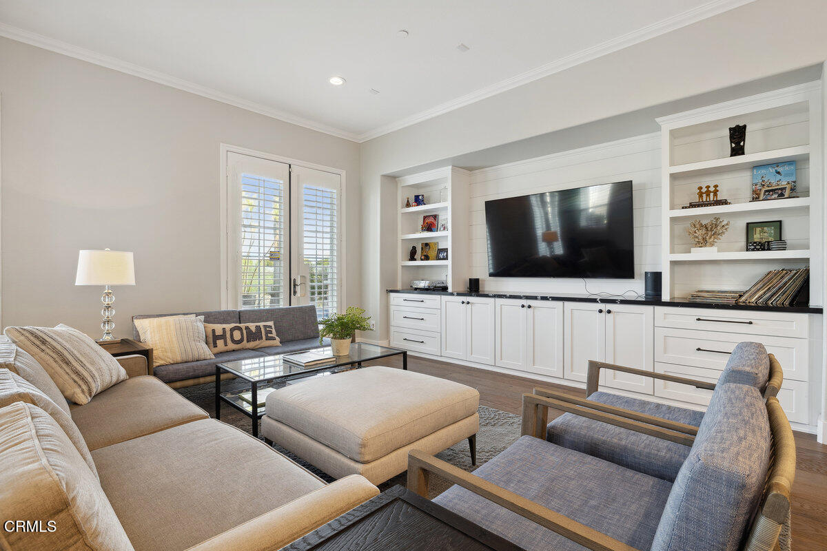 4111 Adriatic Street Oxnard, CA 93035 - Photo 9 of 42 019_cjp_0390_591