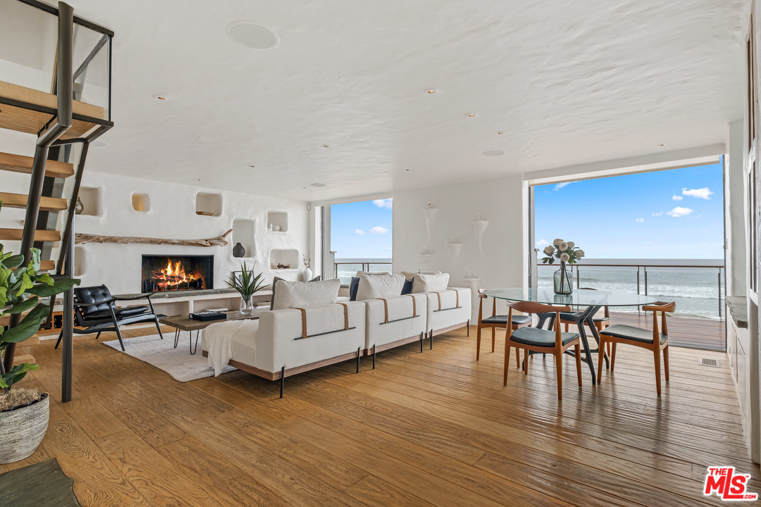 31360 Broad Beach Road Malibu, CA 90265 - Photo 5 of 28