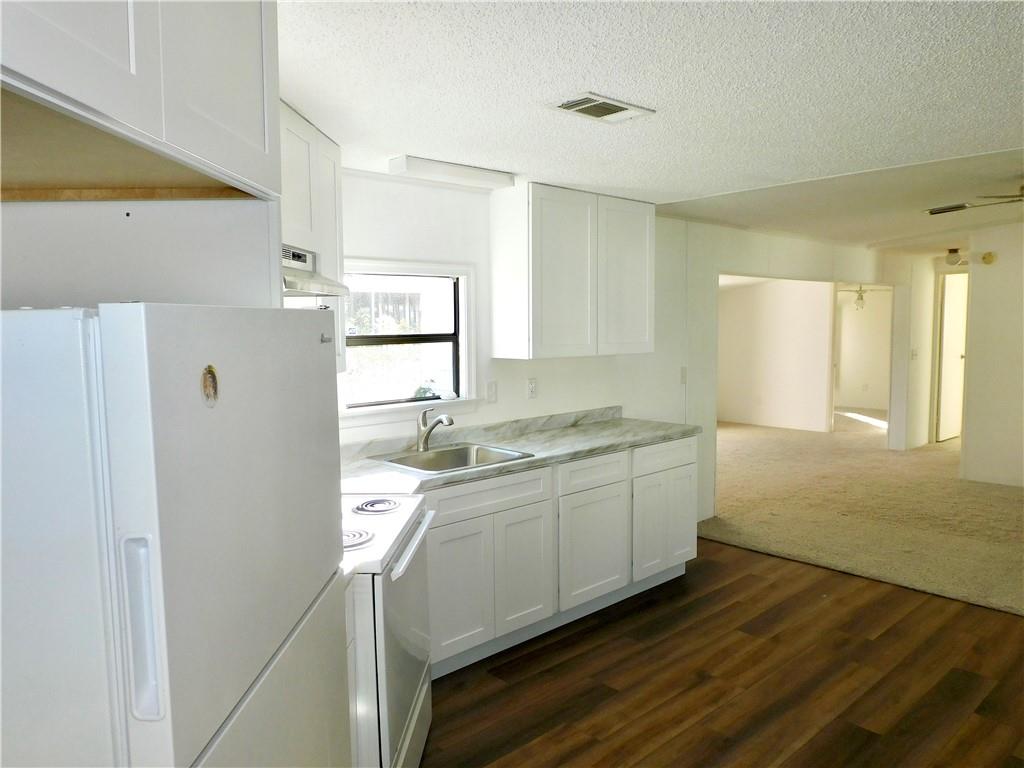1037 Sebastian Road Barefoot Bay, FL 32976 - Photo 11 of 28