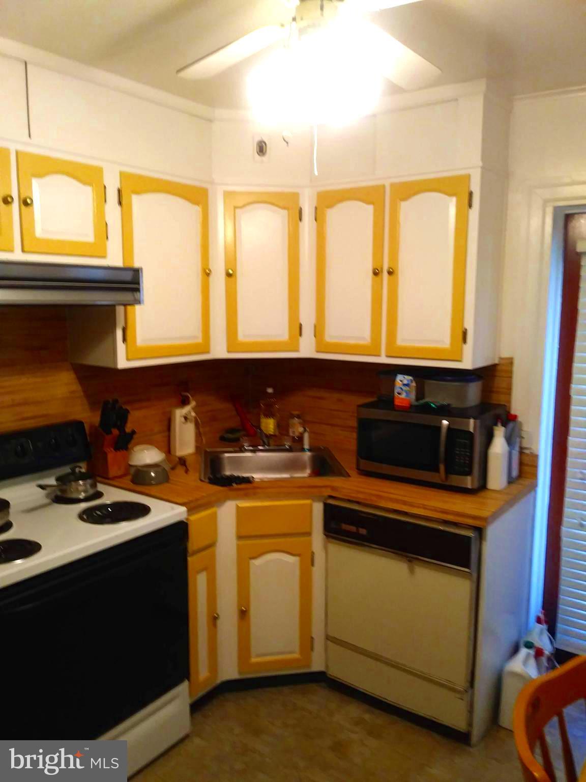 5222 Rising Sun Avenue Philadelphia, PA 19120 - Photo 12 of 27 First Floor Kitchen 3