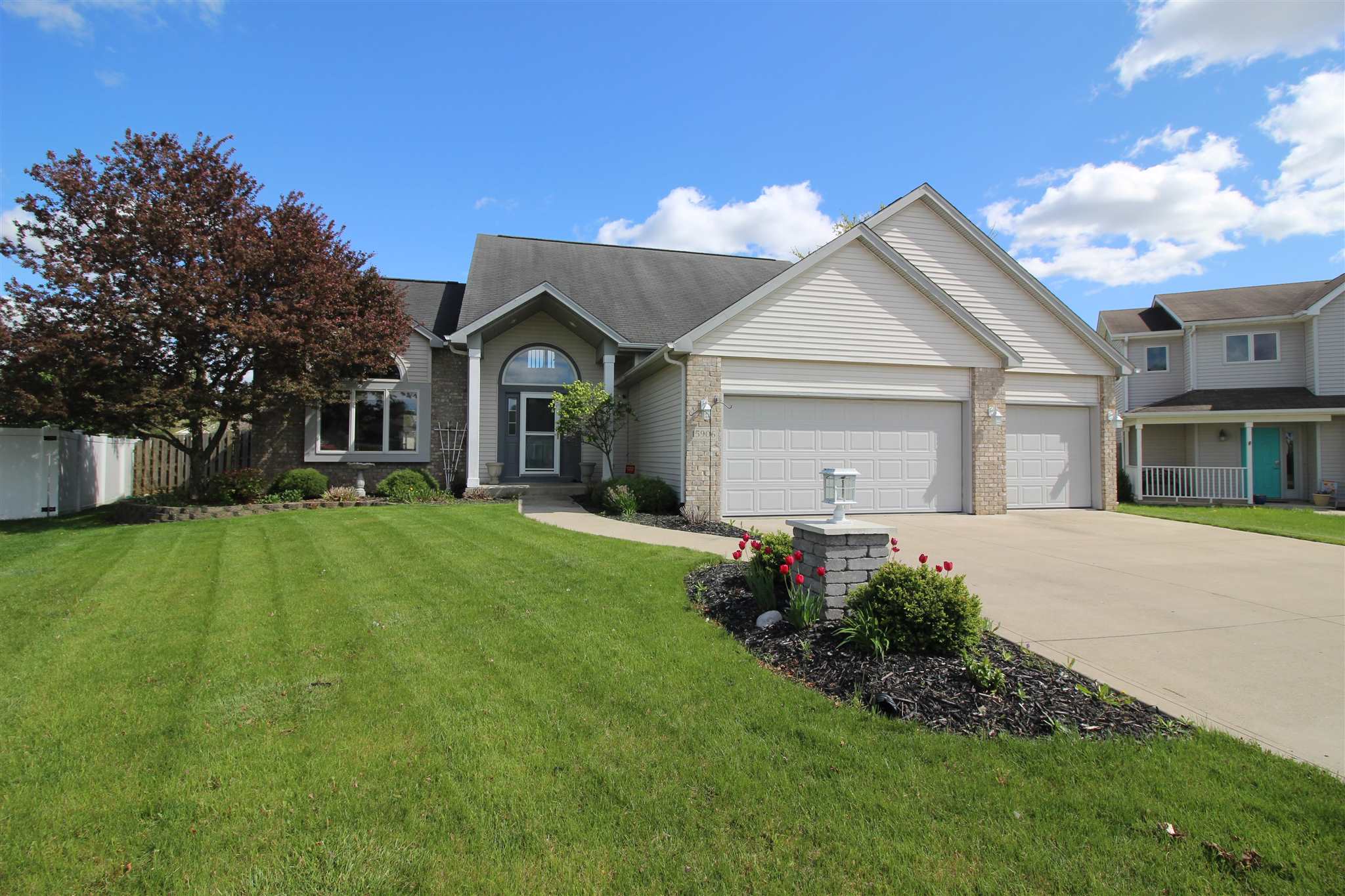 15906 Thunderbird Road Huntertown, IN 46748 - Photo 2 of 29 Gallery Image 2