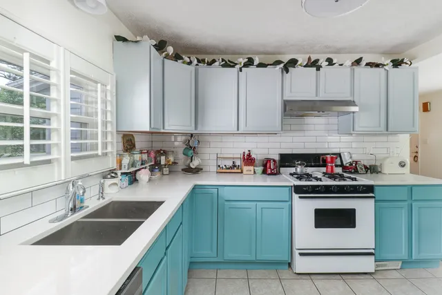 $186,000 | 725 Sheridan Street, Chenoa, IL 61726