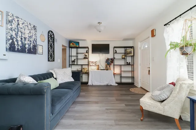 $186,000 | 725 Sheridan Street, Chenoa, IL 61726