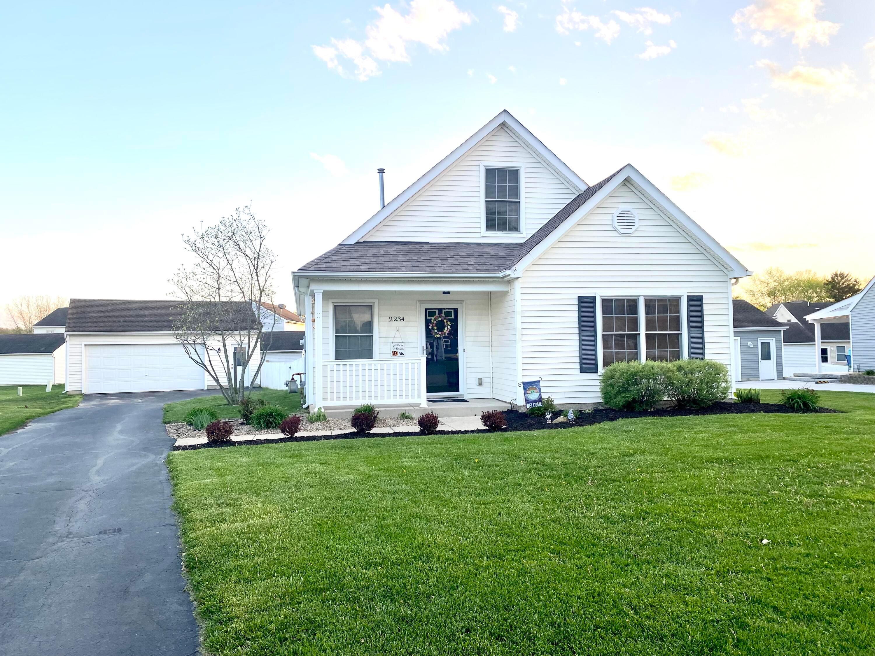 2234 Forest Ridge Hebron, OH 43025 - Photo 2 of 62 IMG_E2042