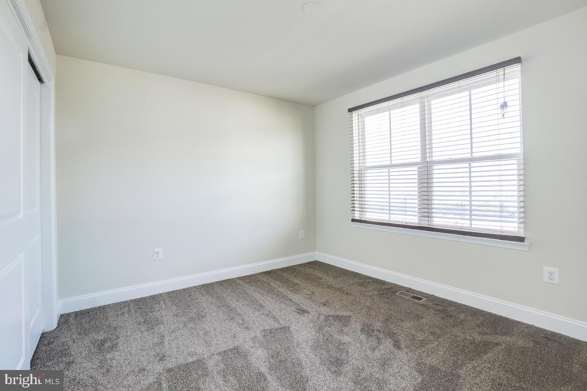 1709 Fieldstone Court Hanover, MD 21076 - Photo 27 of 30 an empty room with a window