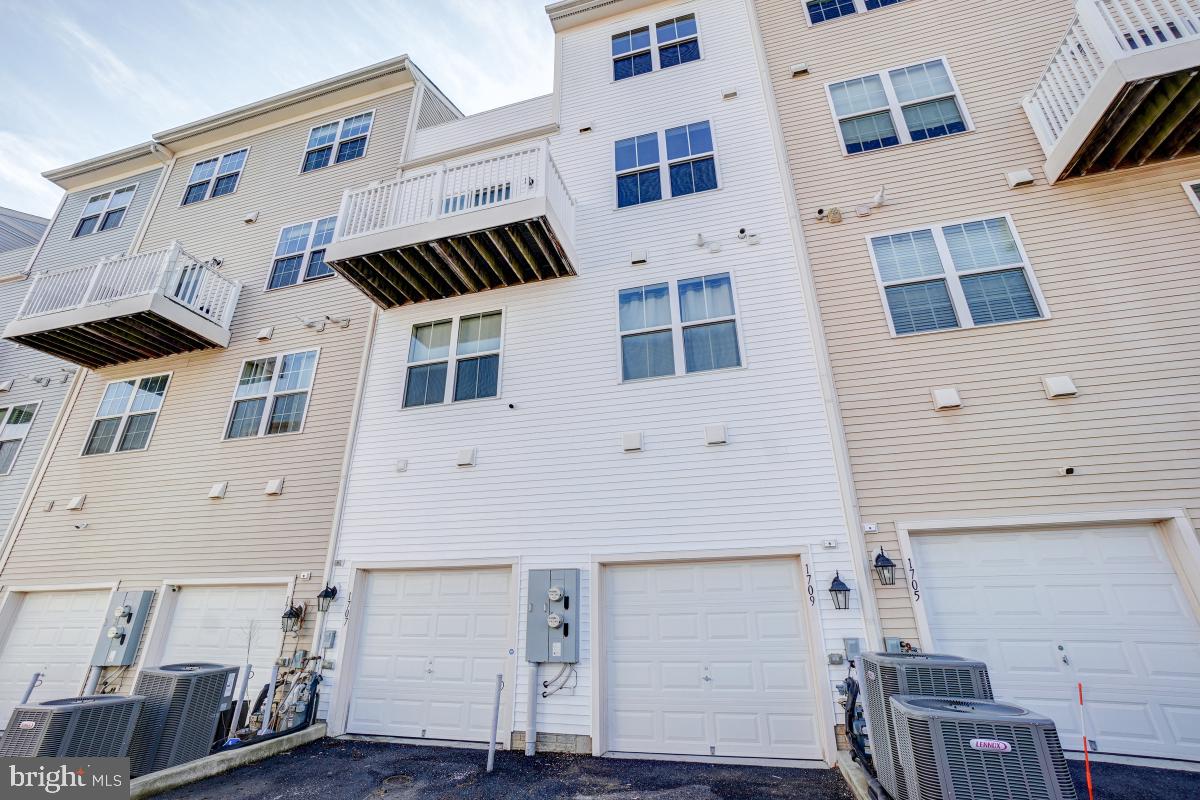 1709 Fieldstone Court Hanover, MD 21076 - Photo 30 of 30 a view of a large white building