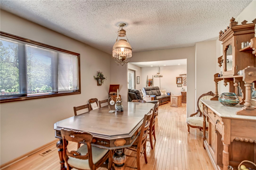 3058 Blackstone Drive Decatur, IL 62522 - Photo 9 of 48