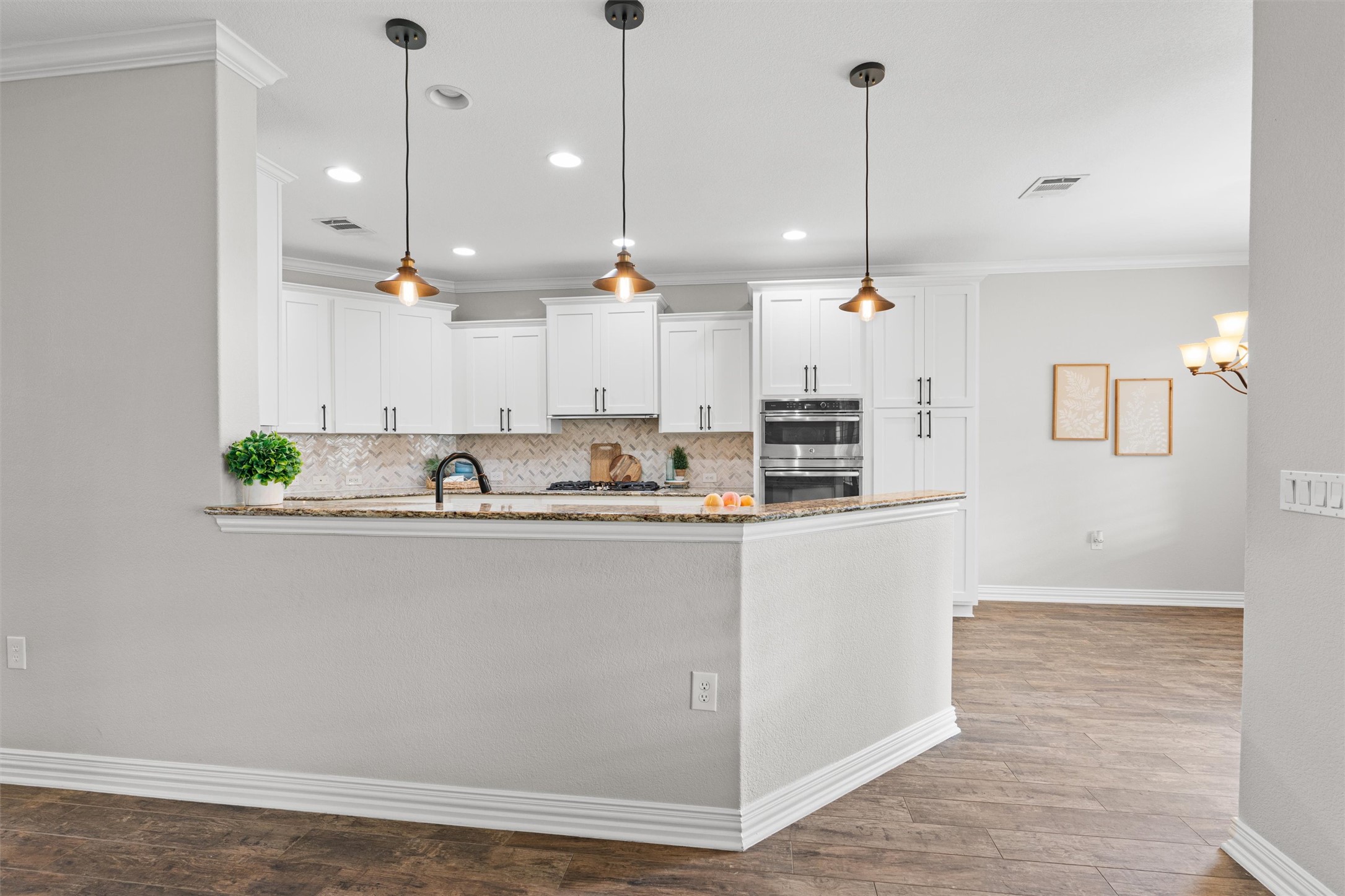 102 Emory Peak Trail Georgetown, TX 78633 - Photo 3 of 40