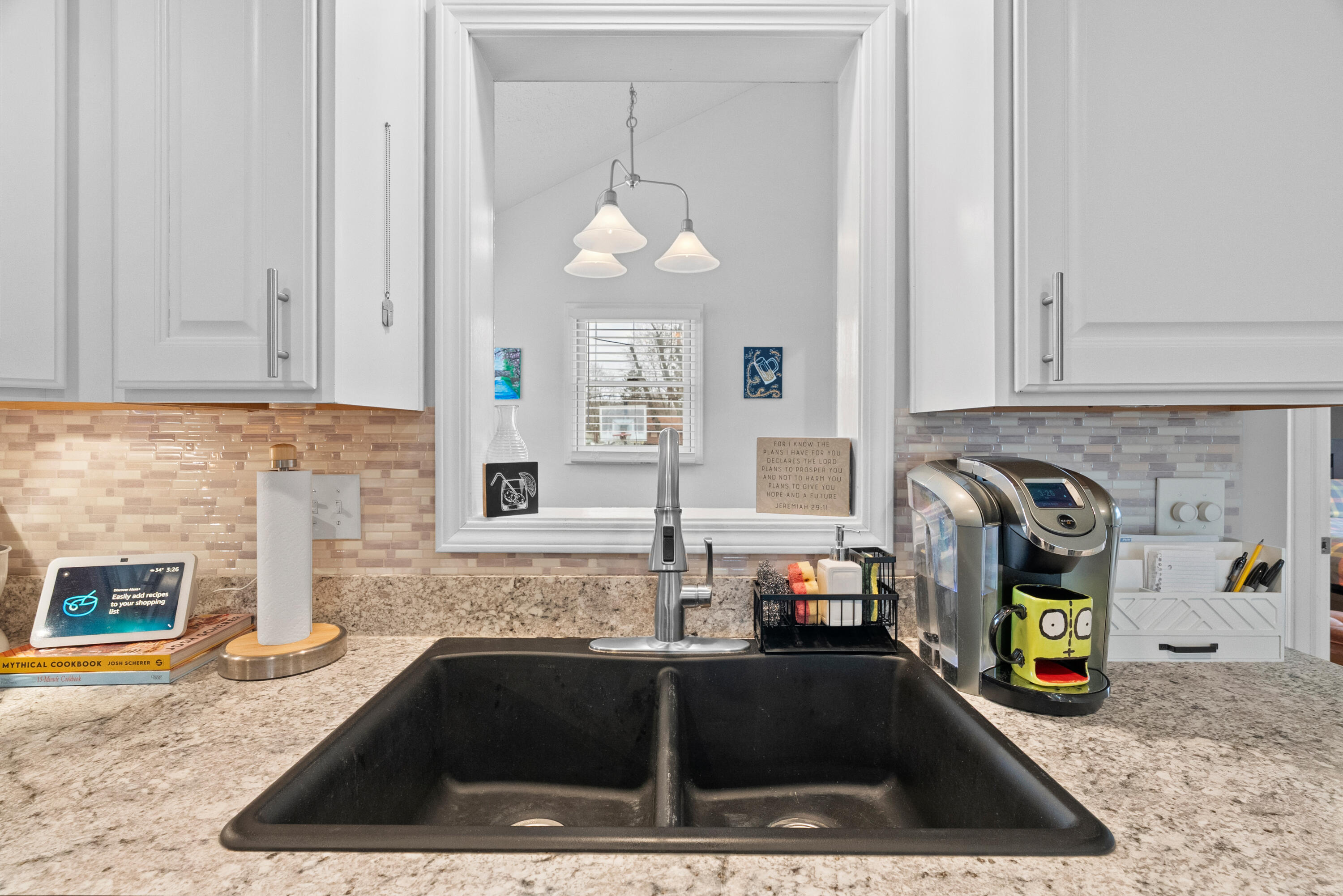 2211 Harding Avenue Lansing, MI 48910 - Photo 12 of 30 16-Media Jett - 11