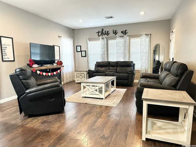 $189,000 | 542 Sanches, Pleasanton, TX 78064