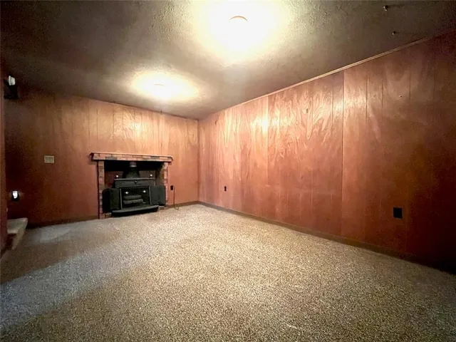 $235,000 | 1754 East 1310th Road, Lawrence, KS 66044