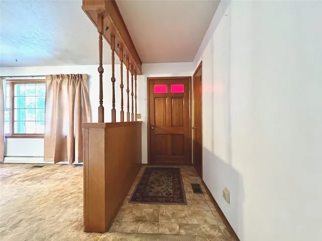 $235,000 | 1754 East 1310th Road, Lawrence, KS 66044