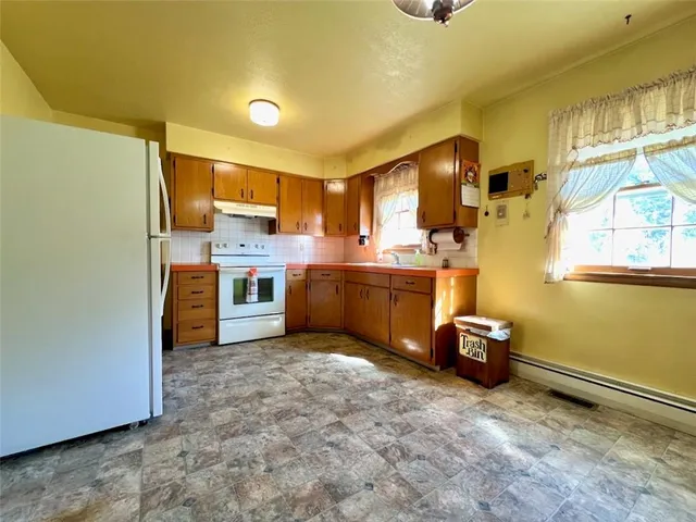 $235,000 | 1754 East 1310th Road, Lawrence, KS 66044