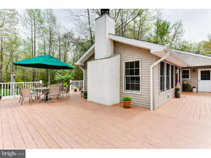 164 Burrs Mill Road Southampton, NJ 08088 - Photo 21 of 25 Deck
