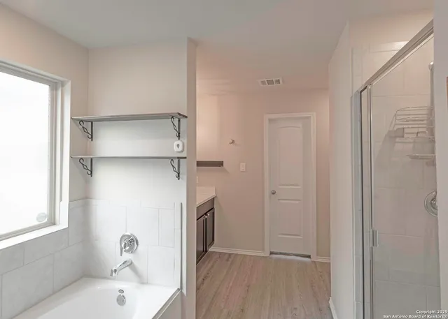 $1,795 | 1972 Bluethroat, New Braunfels, TX 78130