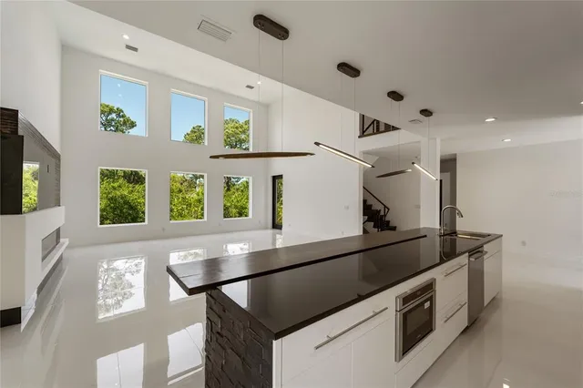 $1,999,000 | 327 Roberts Road, Nokomis, FL 34275