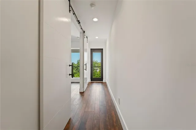 $1,999,000 | 327 Roberts Road, Nokomis, FL 34275