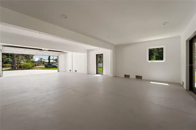 $1,999,000 | 327 Roberts Road, Nokomis, FL 34275