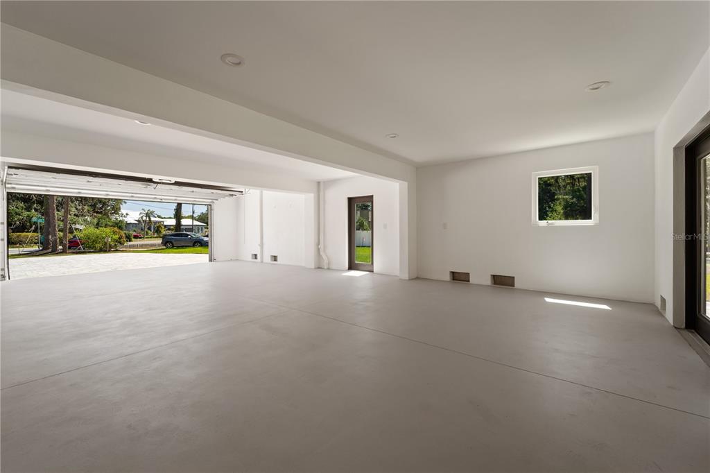 327 Roberts Road Nokomis, FL 34275 - Photo 41 of 59