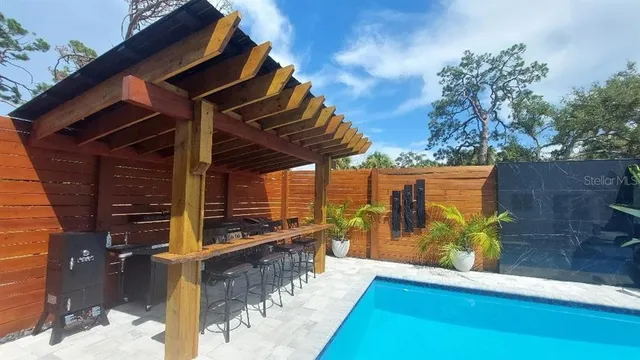 $1,999,000 | 327 Roberts Road, Nokomis, FL 34275