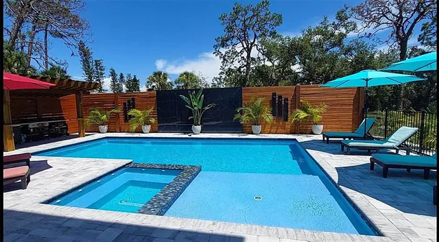 $1,999,000 | 327 Roberts Road, Nokomis, FL 34275