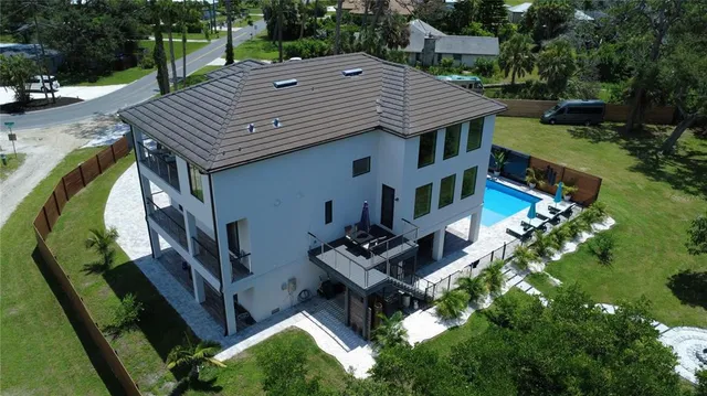$1,999,000 | 327 Roberts Road, Nokomis, FL 34275